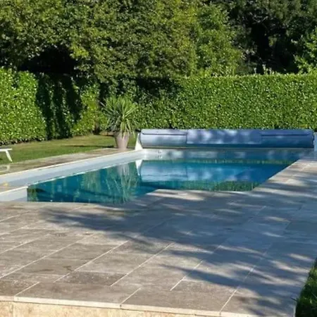 Maison Individuelle Avec Piscine Privative Feriehus